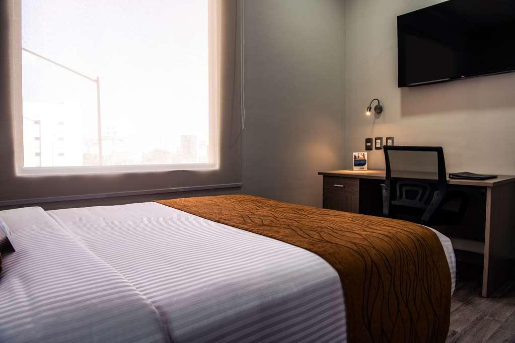 Comfort Inn Ирапуато Стая снимка