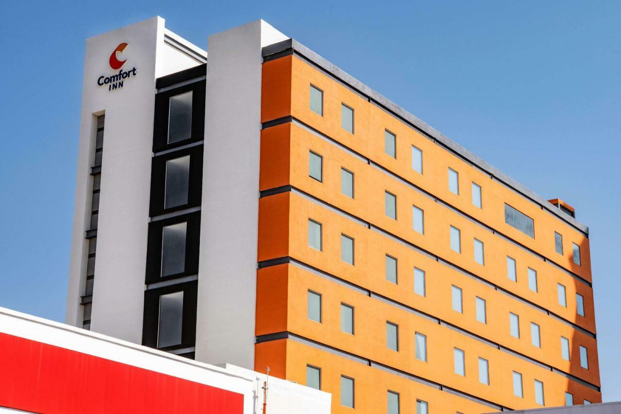 Comfort Inn Ирапуато Екстериор снимка